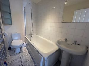 Photo 10- click for photo gallery